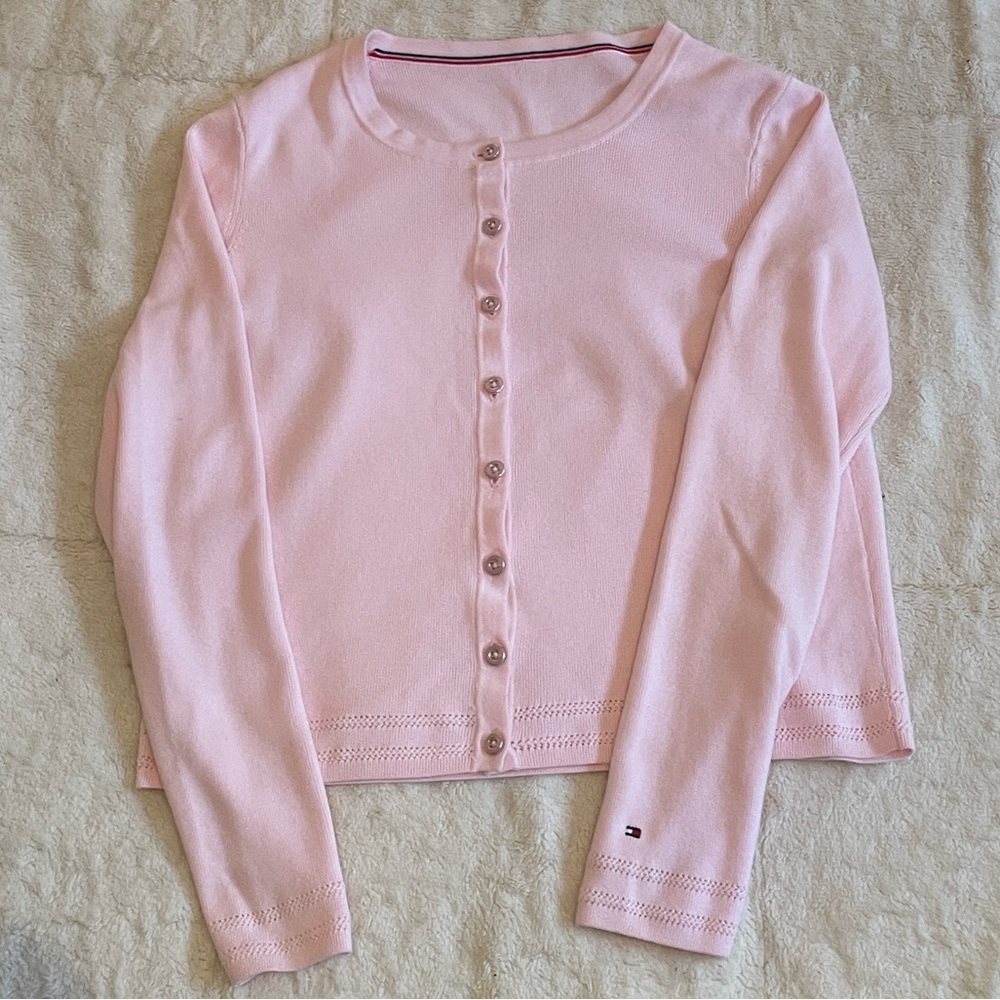 🌸🎀 Tommy Hilfiger Baby Pink Cardigan
Sweater Size S/M - Picture 3 of 7